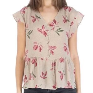 Studio B Flutter Sleeve Floral Top size M Lightweight